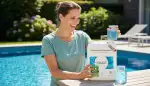 Klares Poolwasser: Trübung effektiv bekämpfen