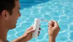Poolwasseranalyse: Klarheit für Ihr Badevergnügen