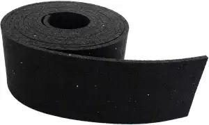 Antirutschrolle | Antirutschmatte aus PU-gebundenem Gummigranulat, geprüft nach VDI-Richtlinien | Druckfestigkeit bis 300 Tonnen/m²; Größe: 5.000x125x8mm; Farbe: schwarz | LKW