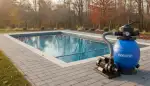 Poolpumpe winterfest machen: Schutz vor Frost