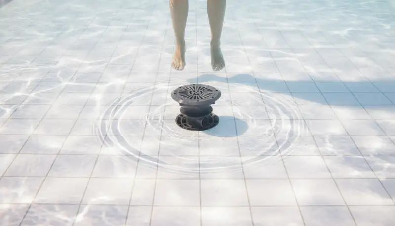 Einbau und Wartung des Pool Bodenablaufs